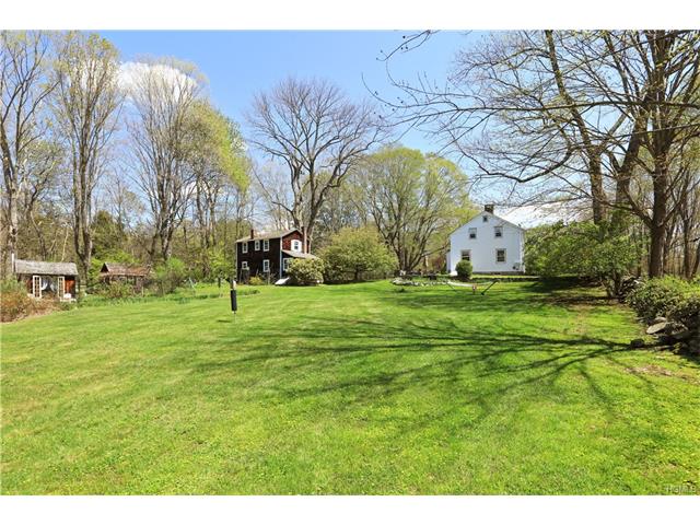 26 Lawton Ave