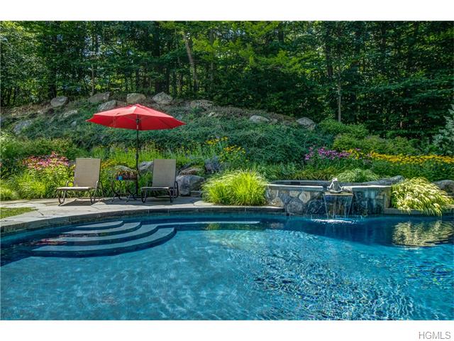 For Sale: 84 Park View Rd Pound Ridge, NY 10576