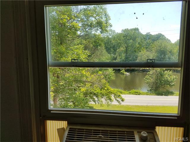 For Sale: 149 Lake Shore Rd Putnam Valley, NY 10579