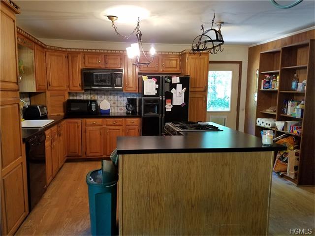 For Sale: 149 Lake Shore Rd Putnam Valley, NY 10579