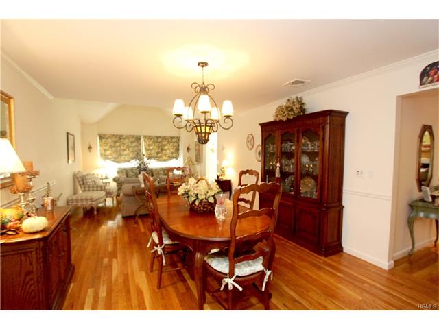 15 Golf View Dr
