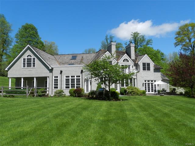 25 Waccabuc River Ln