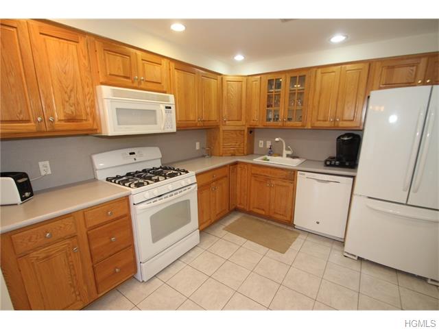 For Sale: 395 Martling Ave Tarrytown, NY 10591