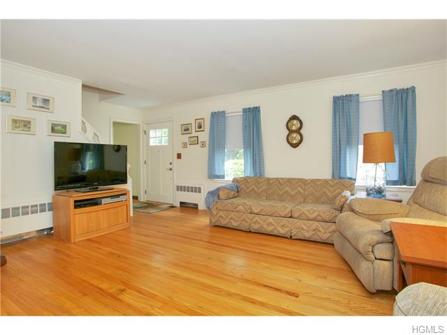For Sale: 3 E Maple St Valhalla, NY 10595