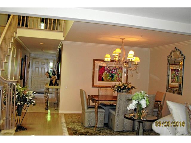 63 Brook Hills Cir