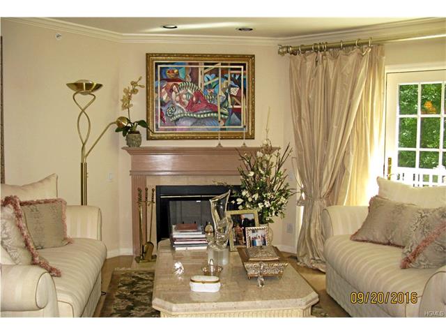 63 Brook Hills Cir