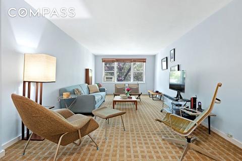 4320 E Van Cortlandt Park Ave #3E