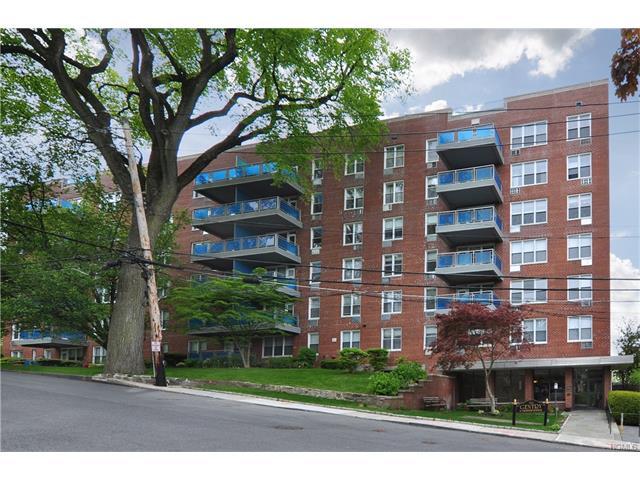 26 W Pondfield Rd #3E