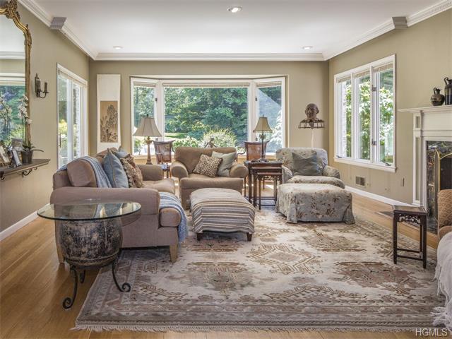 For Sale: 25 Oakledge Rd Bronxville, NY 10708