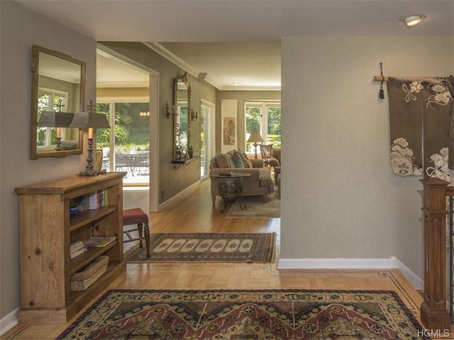 For Sale: 25 Oakledge Rd Bronxville, NY 10708