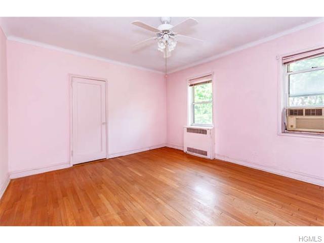 For Sale: 7 Sunnybrook Rd #APT 3A Bronxville, NY 10708