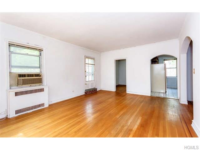 For Sale: 7 Sunnybrook Rd #APT 3A Bronxville, NY 10708
