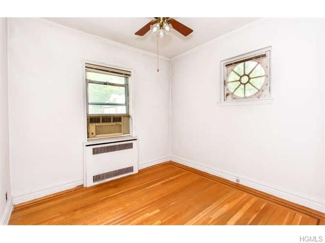For Sale: 7 Sunnybrook Rd #APT 3A Bronxville, NY 10708