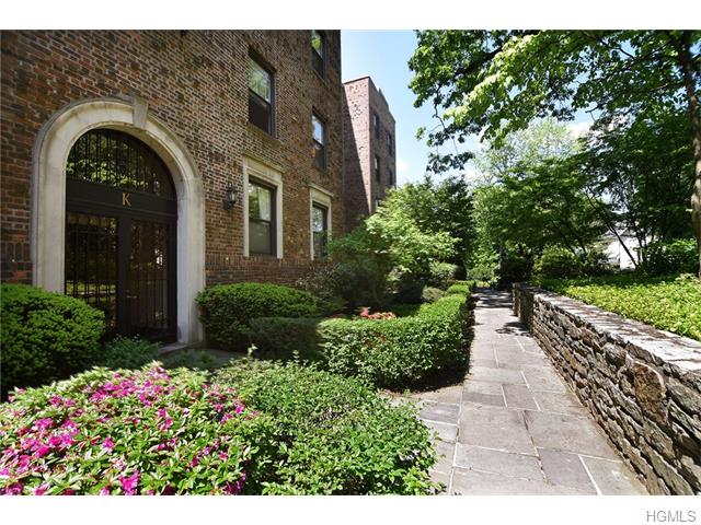 For Sale: 64 Sagamore Rd #APT 4K Bronxville, NY 10708