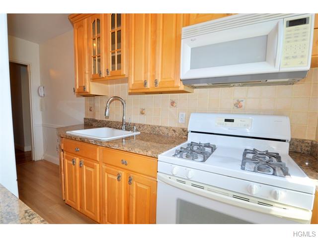 For Sale: 1 Georgia Ave #APT 5A Yonkers, NY 10710