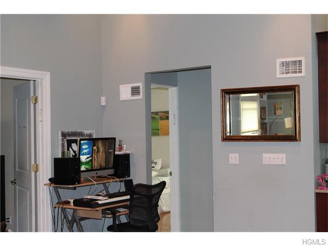 For Sale: 2 Summit Rd Suffern, NY 10901