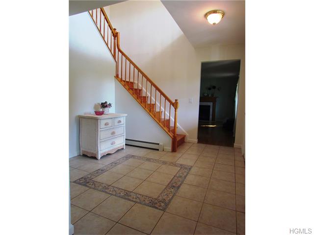 For Sale: 24 Arbor Rd Campbell Hall, NY 10916