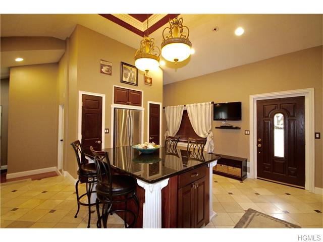 For Sale: 7 Sanford Ave Chester, NY 10918