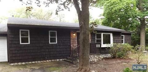7 Audubon Rd
