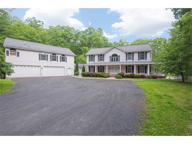 24 Hummingbird Ln