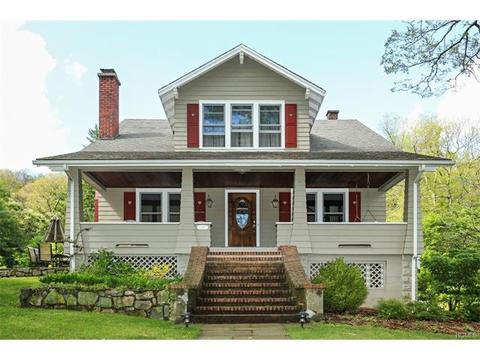 24 Hummingbird Ln