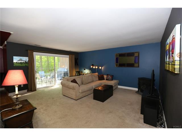 401 Ruby Ct