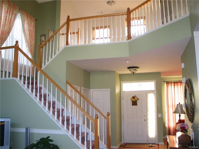 6 Stirling Cir