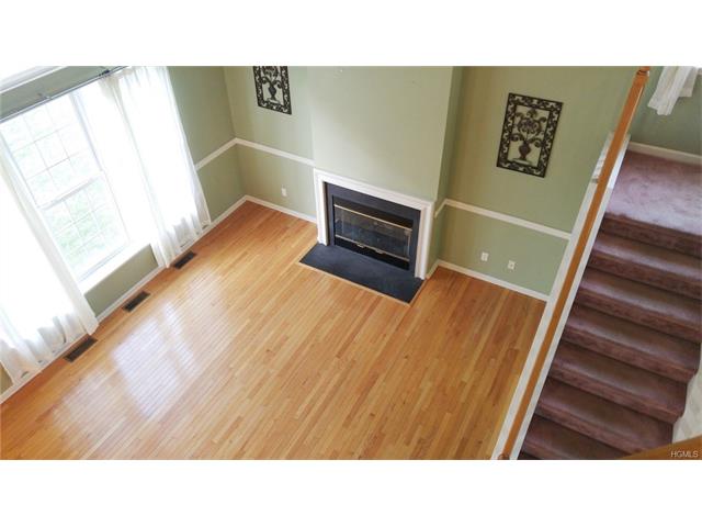 6 Stirling Cir