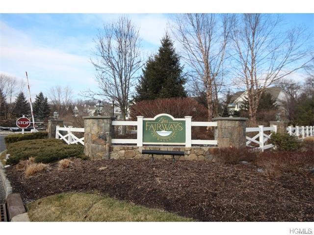 For Sale: 25 Fairways Dr #9 Middletown, NY 10940