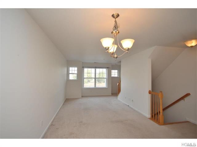 For Sale: 25 Fairways Dr #9 Middletown, NY 10940