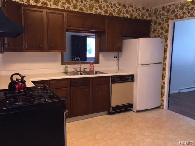 For Sale: 4 Madelaine Ter Middletown, NY 10940