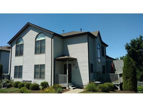8 Mid Oaks St
