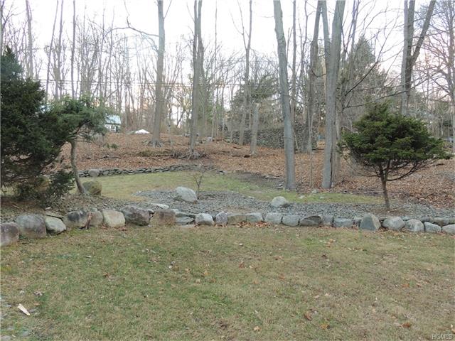 140 Cherry Ln