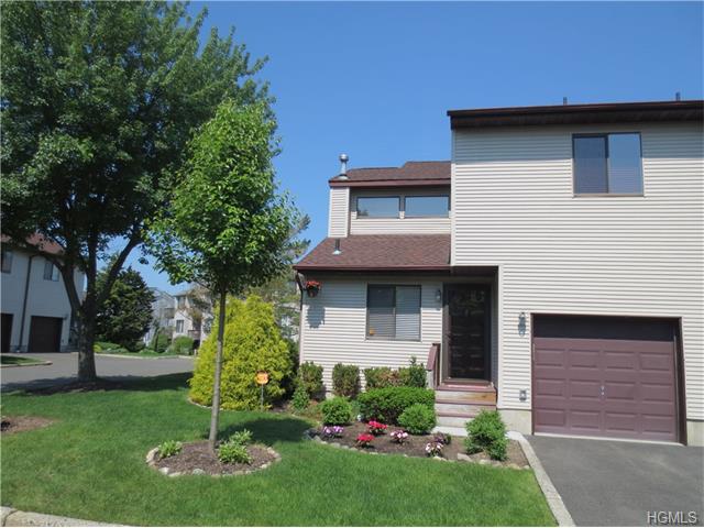 For Sale: 8 Ryan Ct Nanuet, NY 10954