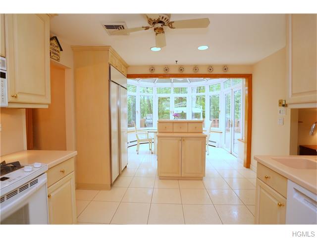 For Sale: 4 Hillman Rd New City, NY 10956