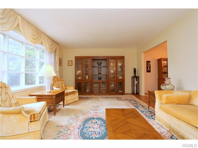 For Sale: 4 Hillman Rd New City, NY 10956