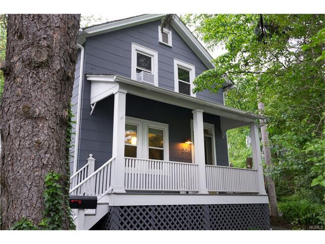 218 Depew Ave
