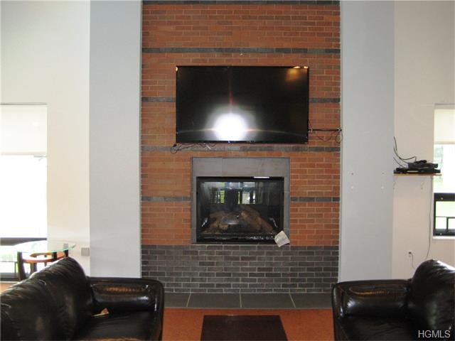 5 Charles Ln #1C