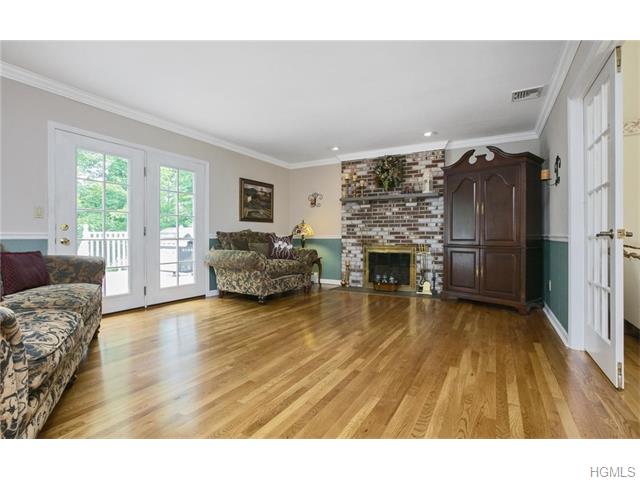 For Sale: 60 Table Rock Rd Tuxedo Park, NY 10987