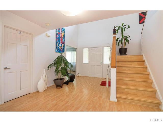 For Sale: 73 Horton Rd Washingtonville, NY 10992