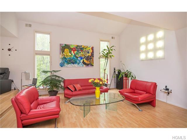 For Sale: 73 Horton Rd Washingtonville, NY 10992