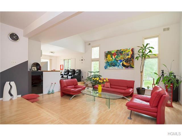For Sale: 73 Horton Rd Washingtonville, NY 10992