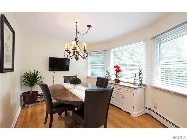 For Sale: 27 Kings Pt Washingtonville, NY 10992