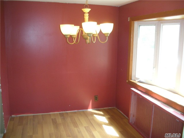 26 Louis Ave