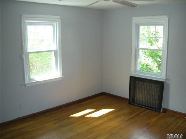 26 Louis Ave