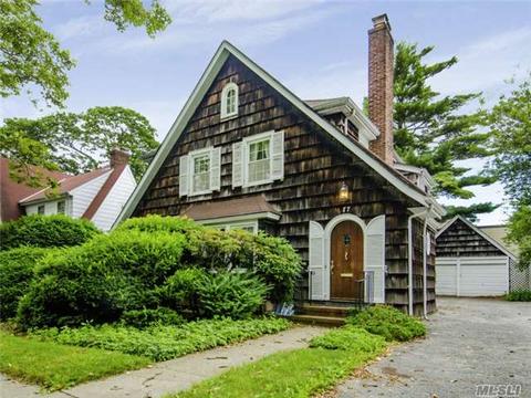16 E Revere Dr