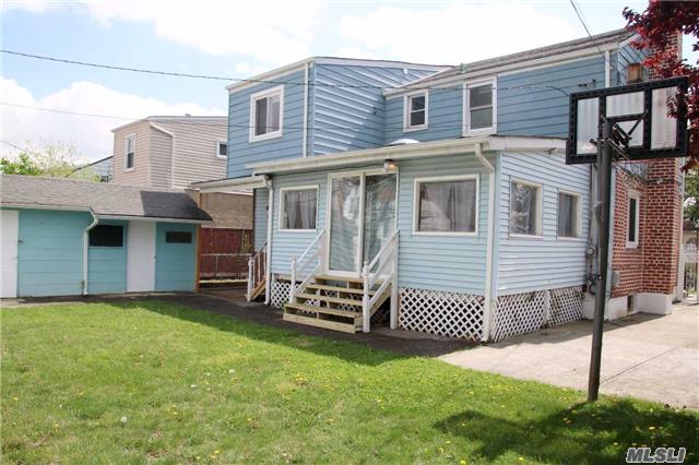 200 Freeman Ave