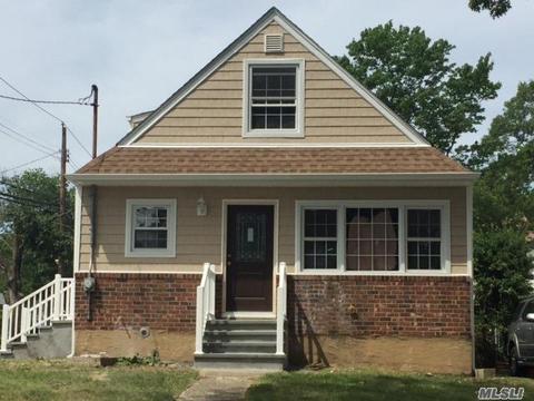 256 Clement Ave
