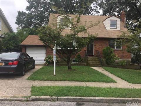 256 Clement Ave