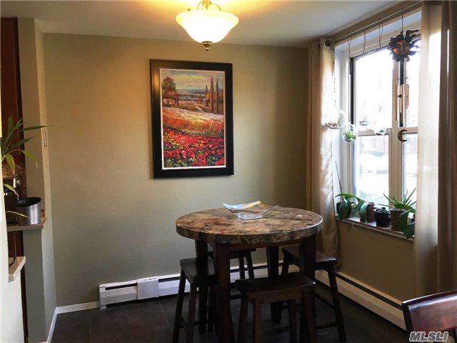 25 Canterbury Rd #1J